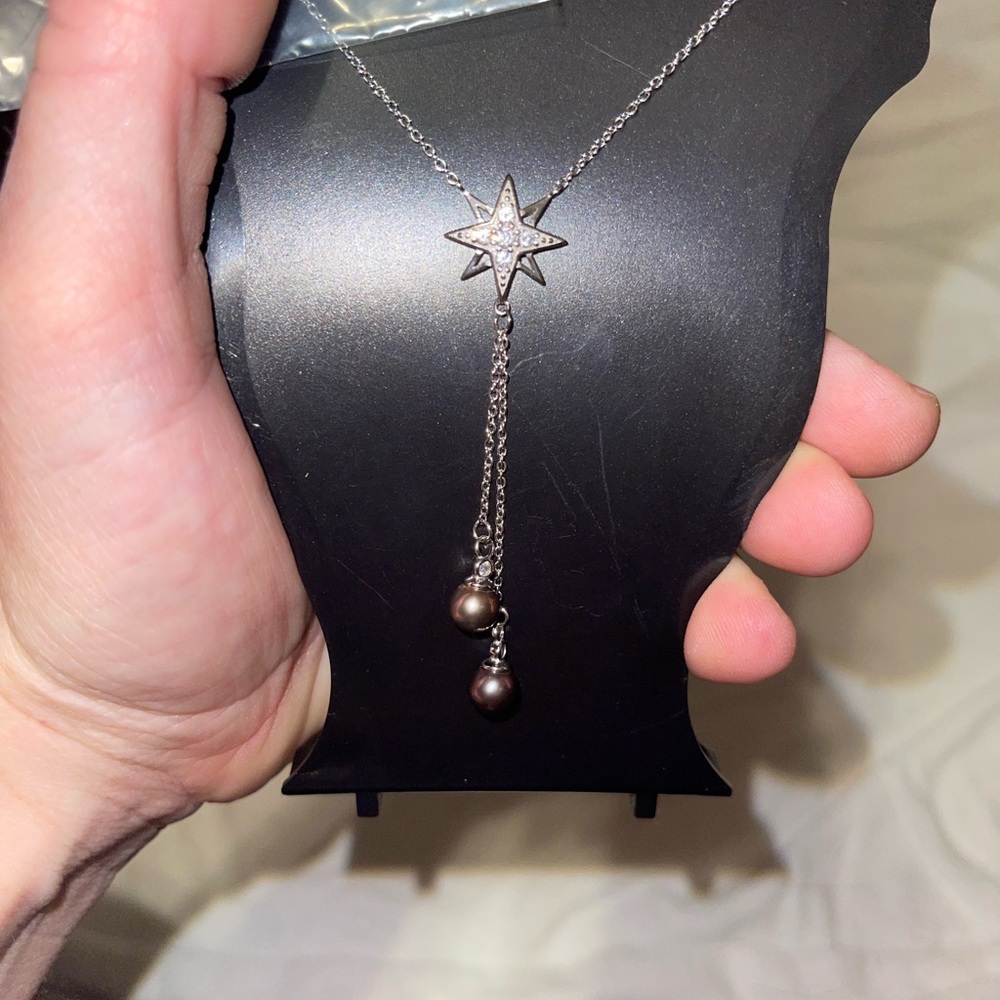 Vantel Pearls Luminous Necklace with Cranberry Pearls